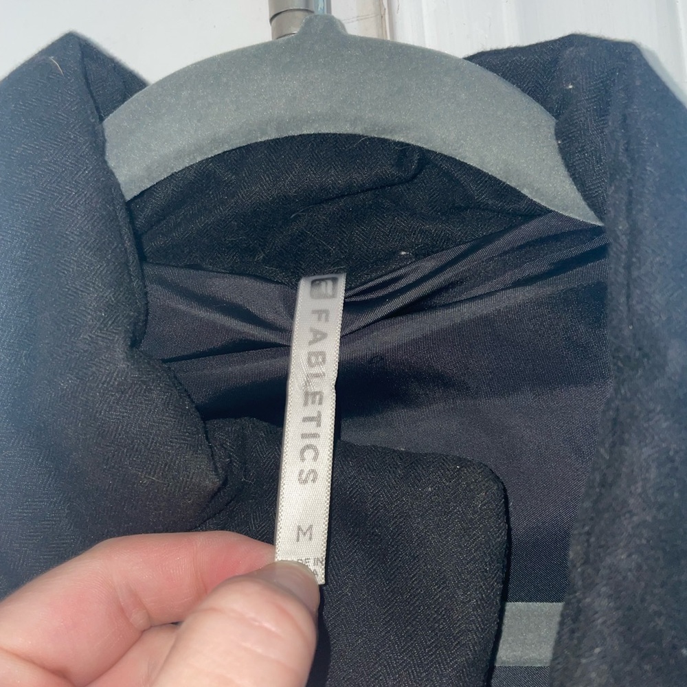 Fabletics Waco jacket - Picture 2 of 4